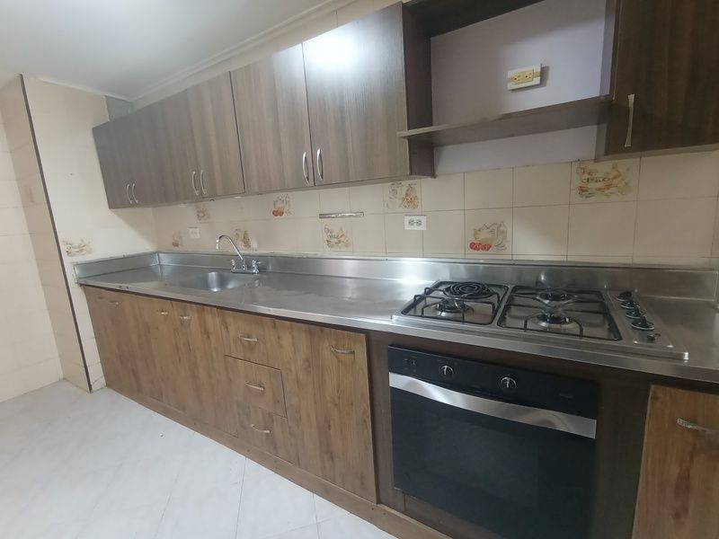 Apartamento en venta ubicado en Medellín, sector Aguacatala - 6