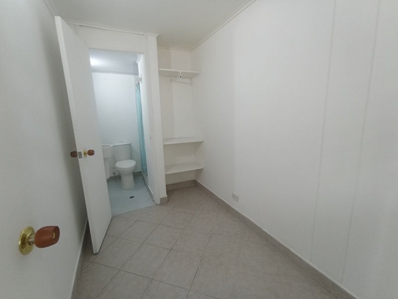 Apartamento en venta ubicado en Medellín, sector Aguacatala - 11