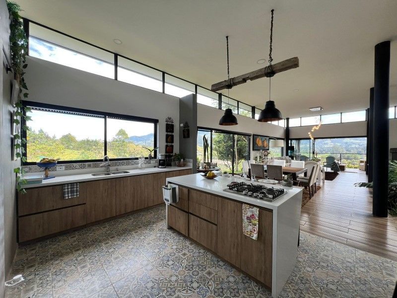 Casa en venta ubicada en La Ceja, sector Cantarrana - 2
