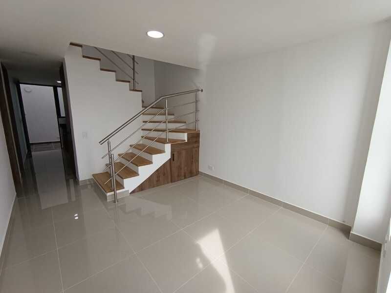 CASA EN ARRIENDO UBICADA EN LA CEJA SECTOR VIVA - 2