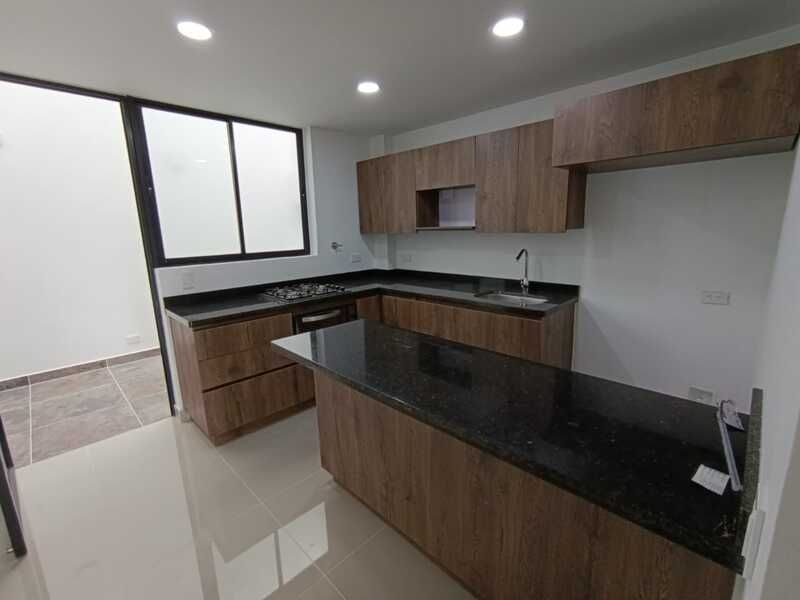 CASA EN ARRIENDO UBICADA EN LA CEJA SECTOR VIVA - 4