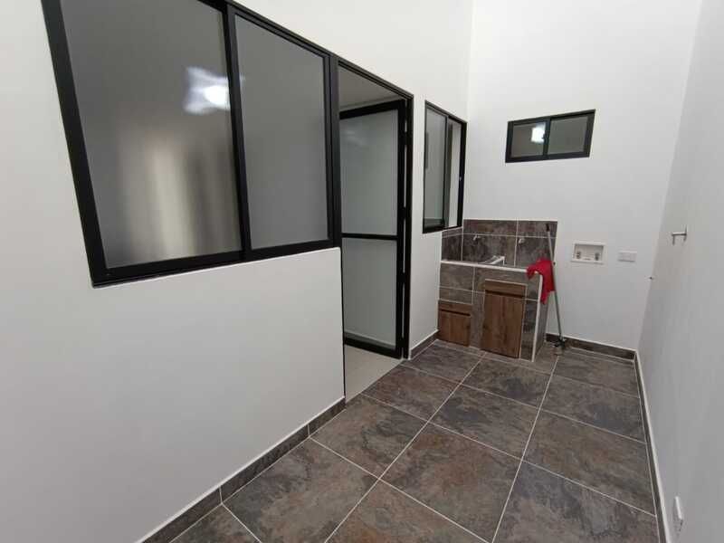 CASA EN ARRIENDO UBICADA EN LA CEJA SECTOR VIVA - 17