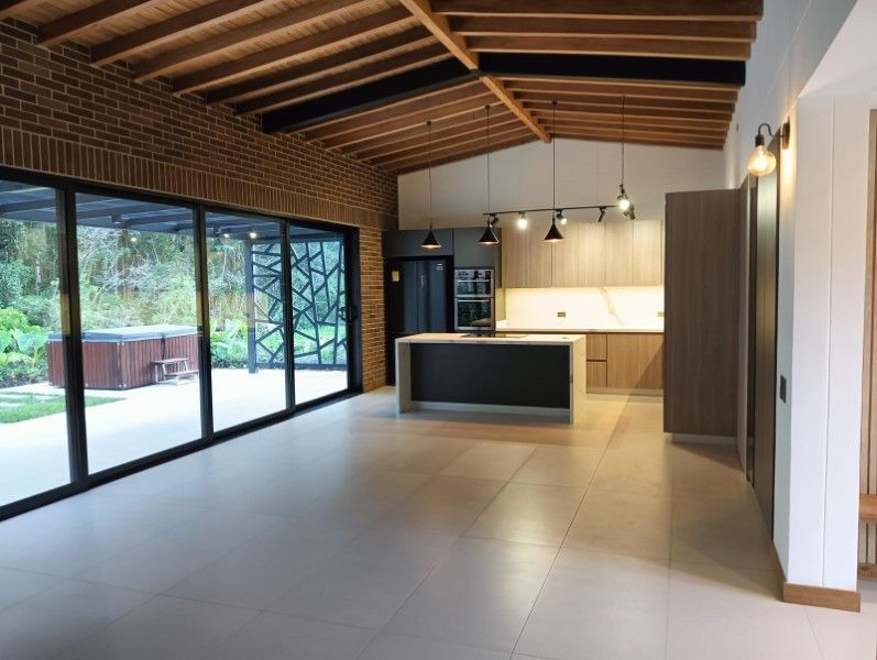 Casa en venta ubicada en La Ceja, sector Vía San Antonio - 3