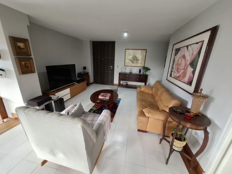 Apartamento en venta ubicado en Medellín, sector Loma de los Gonzalez - 8