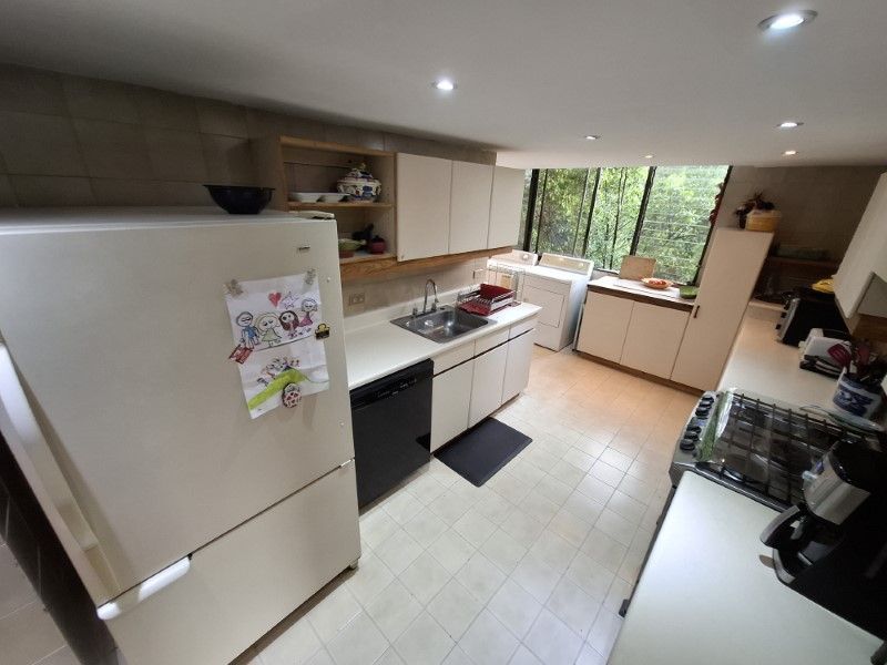 Apartamento en venta ubicado en Medellín, sector Loma de los Gonzalez - 11
