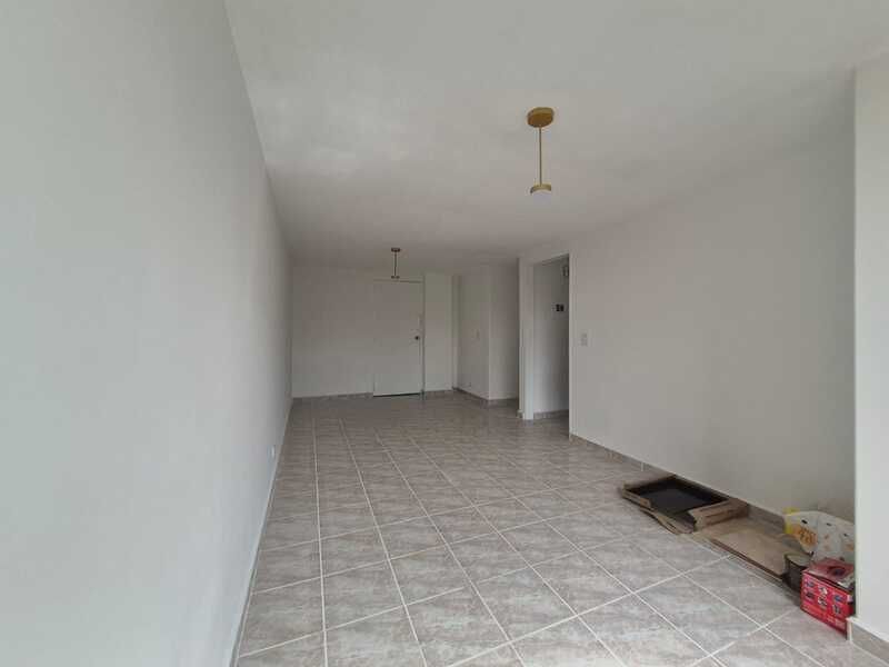 Apartamento en venta ubicado en Medellín, sector Loma San Julian - 2