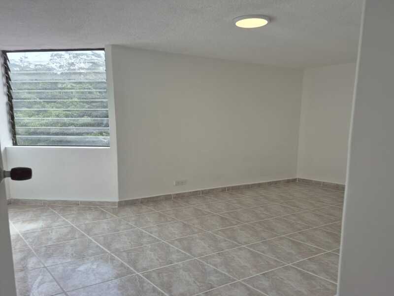 Apartamento en venta ubicado en Medellín, sector Loma San Julian - 6