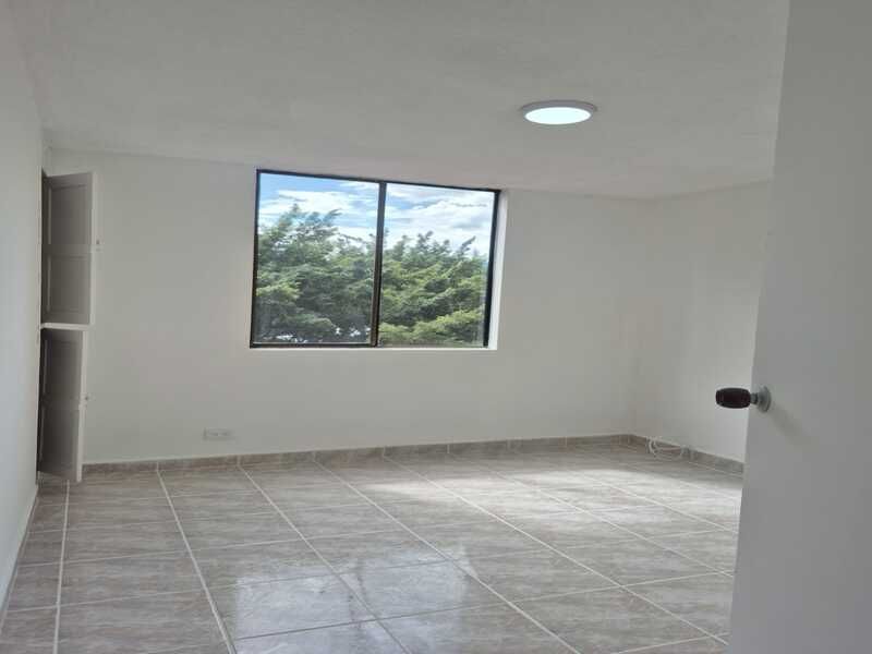 Apartamento en venta ubicado en Medellín, sector Loma San Julian - 11