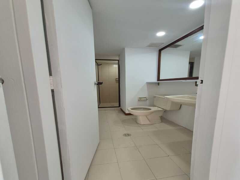 Apartamento en venta ubicado en Medellín, sector Loma San Julian - 13