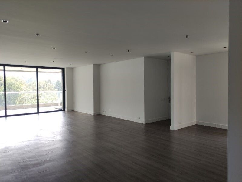 Apartamento en arriendo ubicado en Medellín, sector Los Balsos - 6