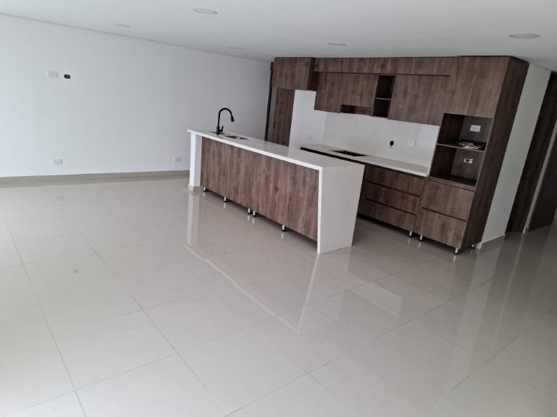 Apartamento en venta ubicado en Medellín, sector La Castellana - 3