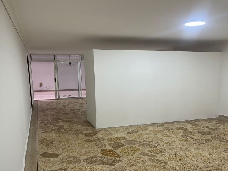 Oficina en venta ubicada en Medellín, sector Laureles - 3