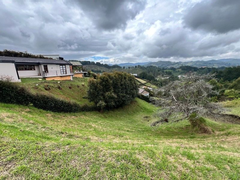 Lote en venta ubicado en El Retiro, sector Villas del Campo - 7