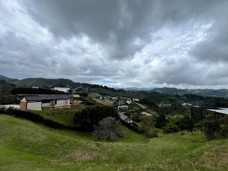Lote en venta ubicado en El Retiro, sector Villas del Campo - 12