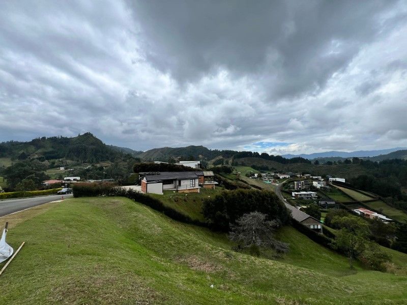 Lote en venta ubicado en El Retiro, sector Villas del Campo - 21