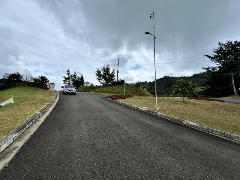 Lote en venta ubicado en El Retiro, sector Villas del Campo - 25
