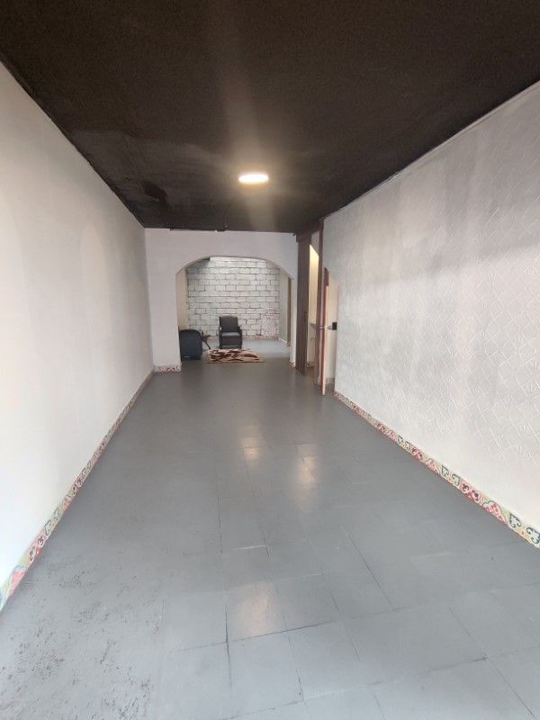 Local en arriendo ubicado en Medellín, sector Robledo - 2