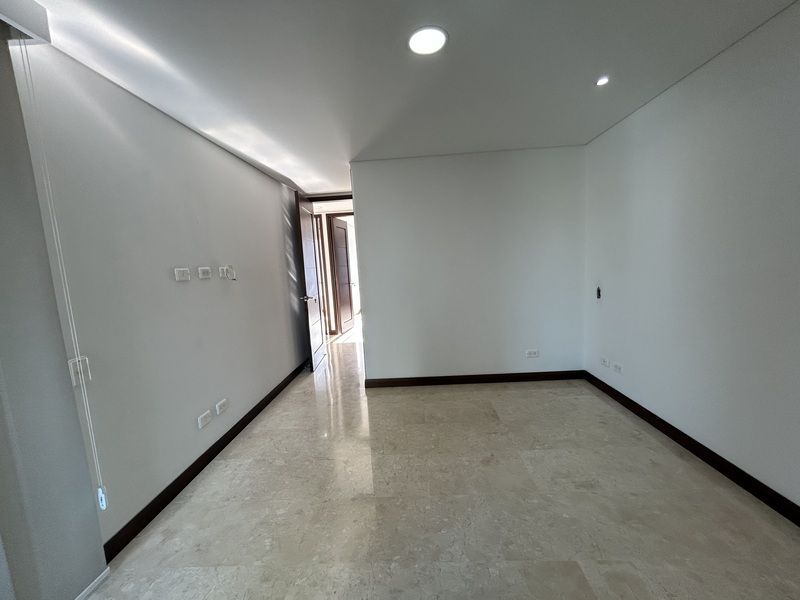 APARTAMENTO EN ARRIENDO UBICADO EN MEDELLIN SECTOR LAURELES - 8