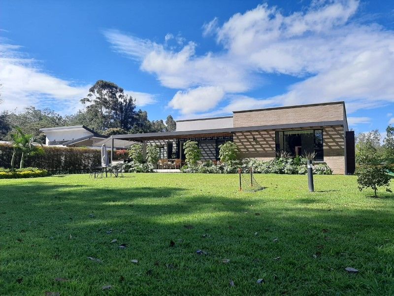 Casa en venta ubicada en Rionegro, sector Llano Grande - 4