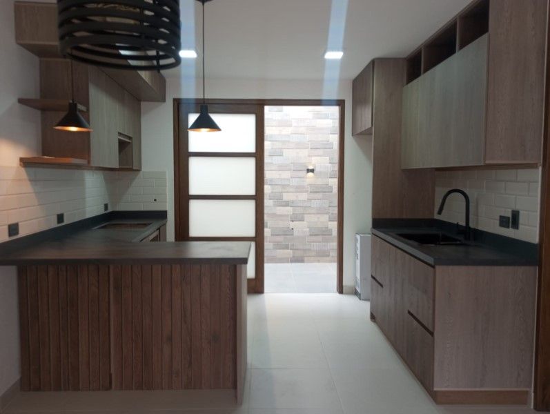 Casa en venta ubicada en Rionegro, sector San Antonio - 2
