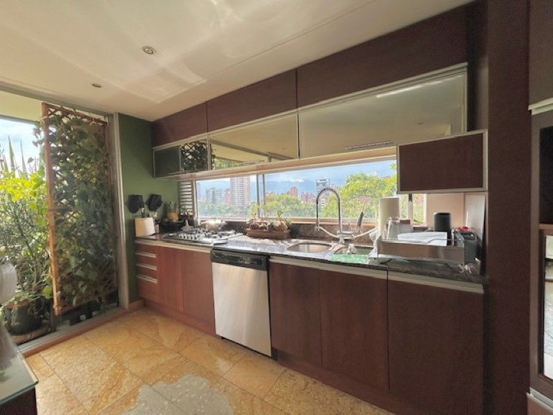 Apartamento en venta ubicado en Medellín, sector Provenza - 12