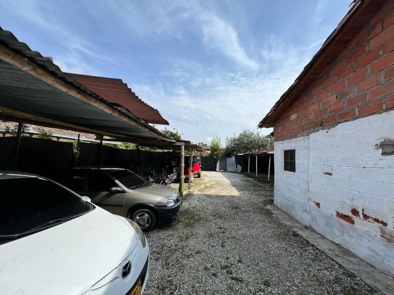 Lote en venta ubicado en El Retiro, sector Centro - 6