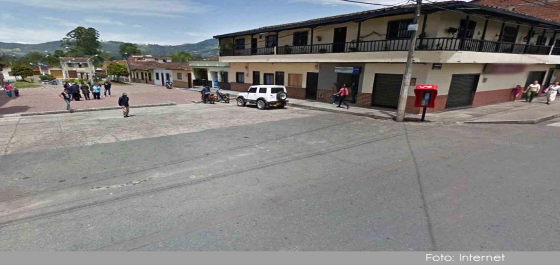 Casa en venta ubicada en La Ceja, sector Parque la Ceja - 2