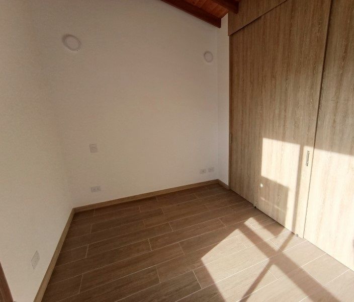 CASA EN ARRIENDO UBICADA EN LA CEJA SECTOR CIRCUNVALAR SUR - 10