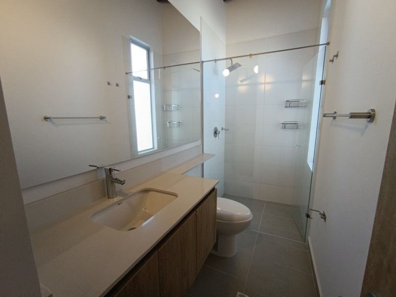 CASA EN ARRIENDO UBICADA EN LA CEJA SECTOR CIRCUNVALAR SUR - 11