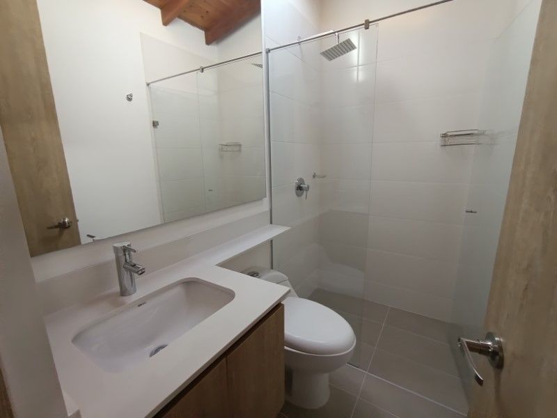 CASA EN ARRIENDO UBICADA EN LA CEJA SECTOR CIRCUNVALAR SUR - 12