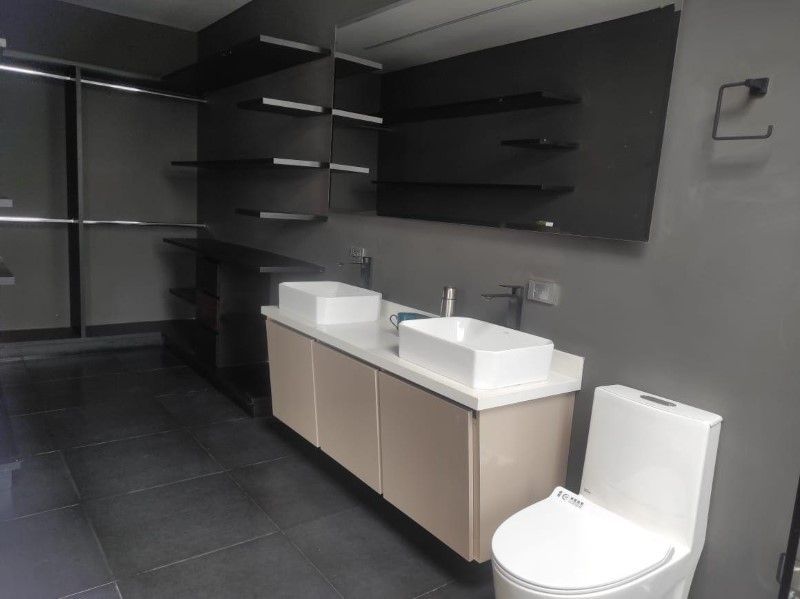 Casa en venta ubicada en Rionegro, sector San Antonio - 9