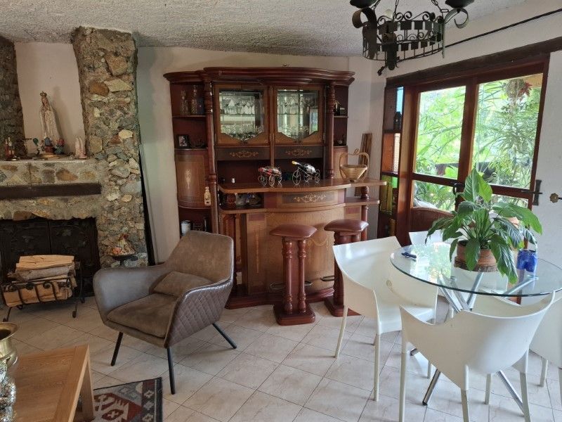 Casa en venta ubicada en Envigado, sector El Chingui - 2
