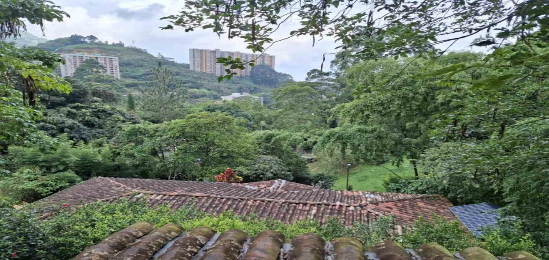 Casa en venta ubicada en Envigado, sector El Chingui - 25