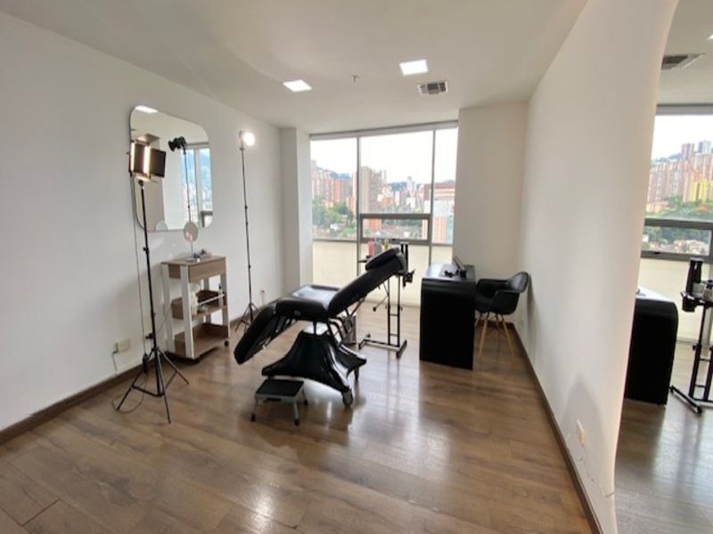 Oficina en venta ubicada en Envigado, sector Las Vegas - 4