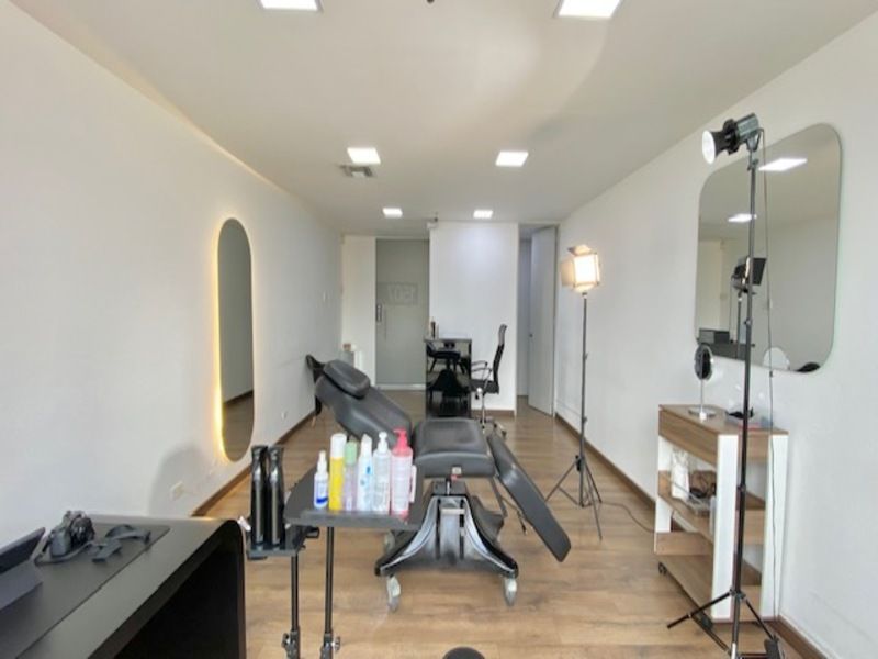 Oficina en venta ubicada en Envigado, sector Las Vegas - 5