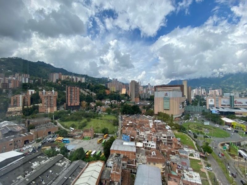 Oficina en venta ubicada en Envigado, sector Las Vegas - 12