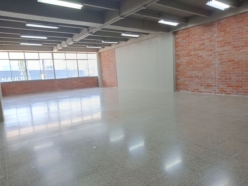Oficina en arriendo ubicada en Medellín, sector Avenida Guayabal - 2