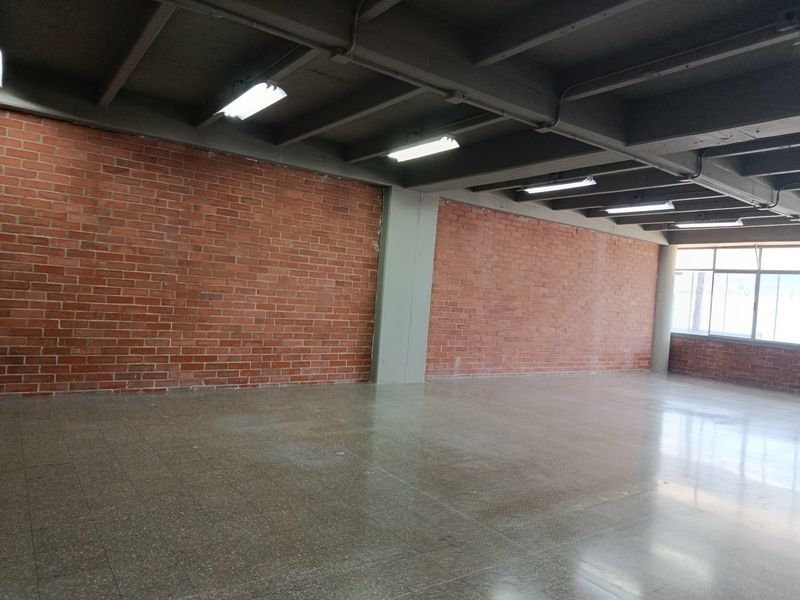 Oficina en arriendo ubicada en Medellín, sector Avenida Guayabal - 3