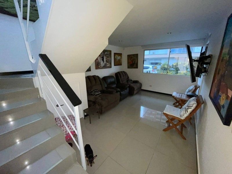 Casa en venta ubicada en Rionegro, sector Los Colegios - 11