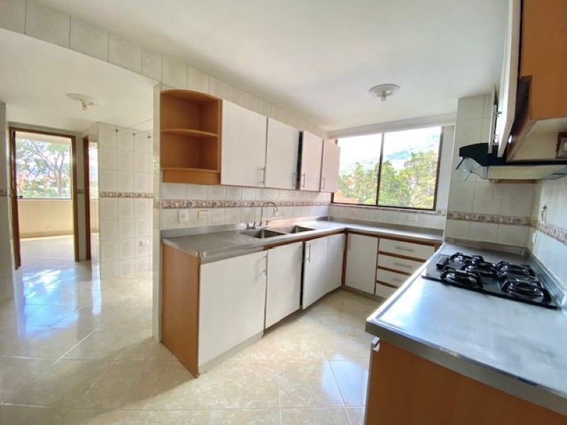 Apartamento en venta ubicado en Medellín, sector La Tomatera - 2