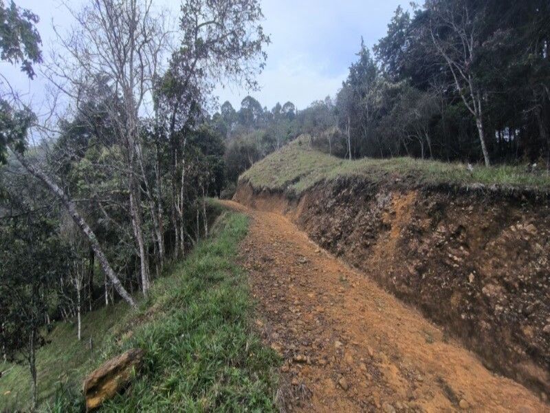Lote en venta ubicado en Medellín, sector Vereda la Honda - 17