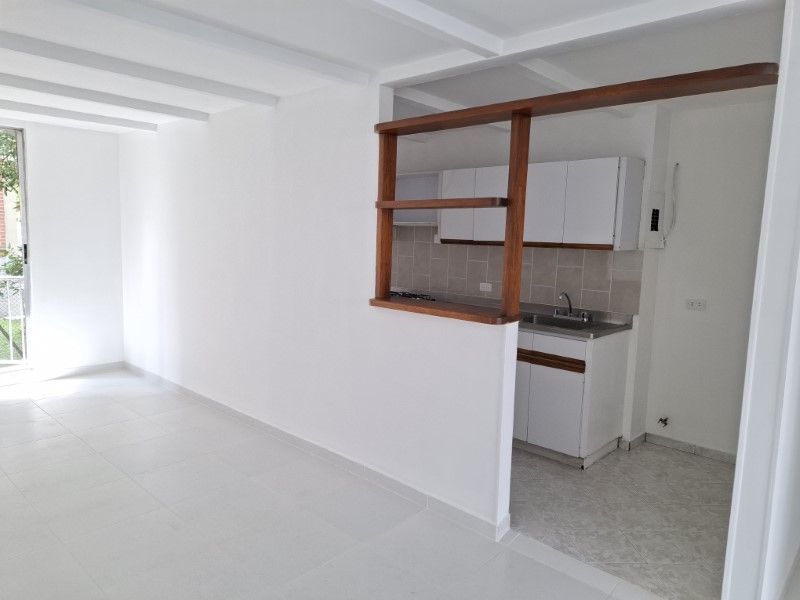 Apartamento en venta ubicado en Medellín, sector La Aguacatala - 2