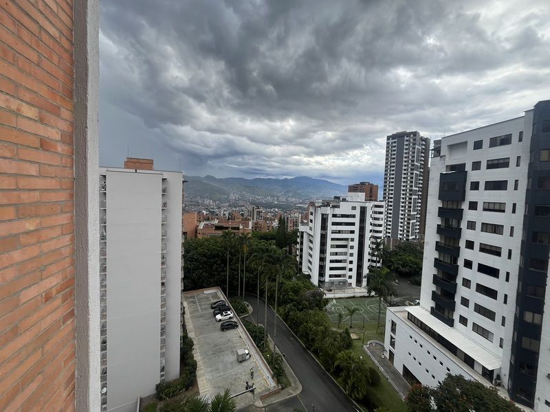 APARTAMENTO EN ARRIENDO UBICADO EN EL POBLADO SECTOR LOS BALSOS - 11