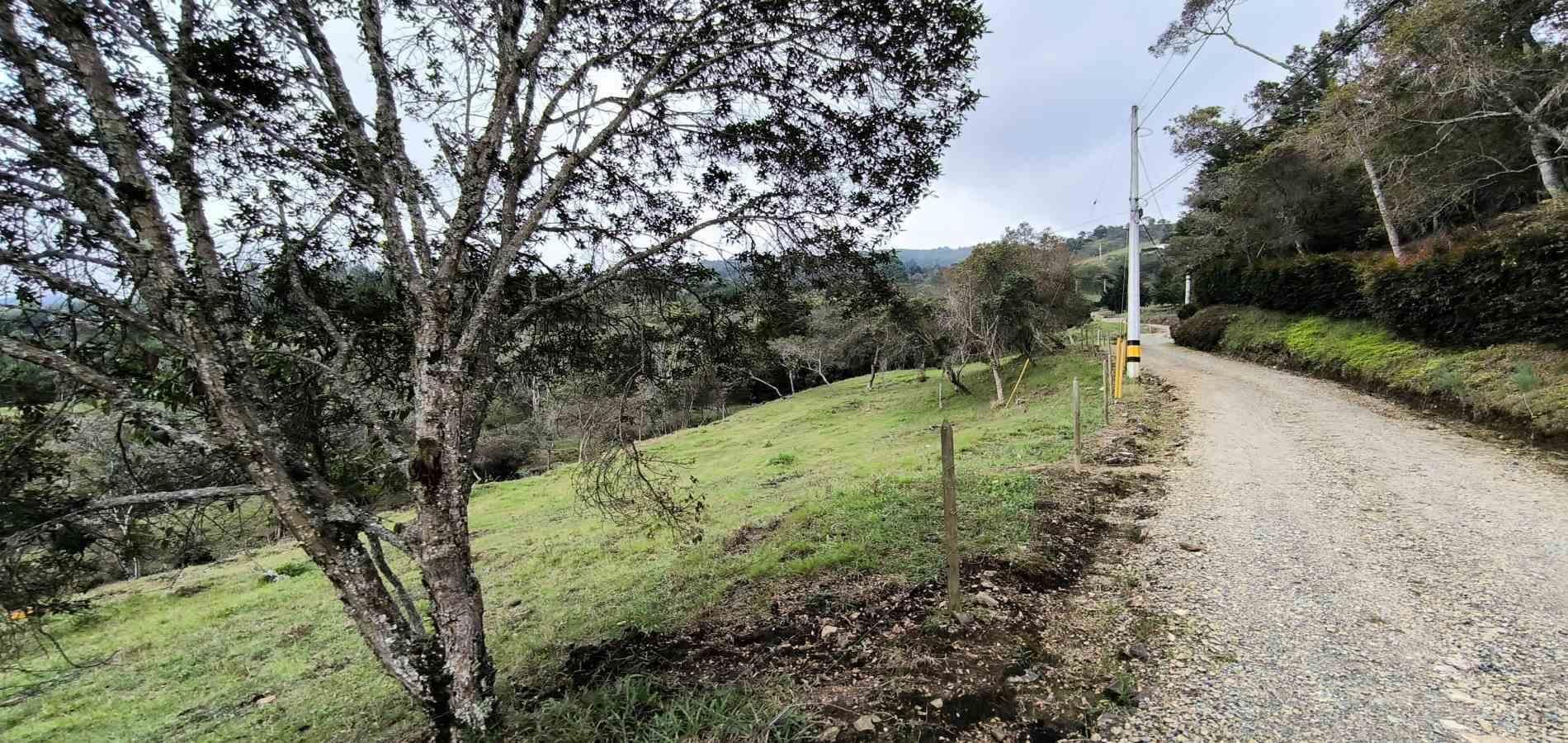 Lote en venta ubicado en Medellín, sector Vereda la Honda - 12