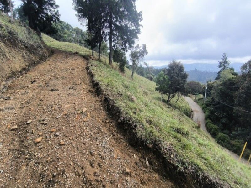 Lote en venta ubicado en Medellín, sector Vereda la Honda - 6