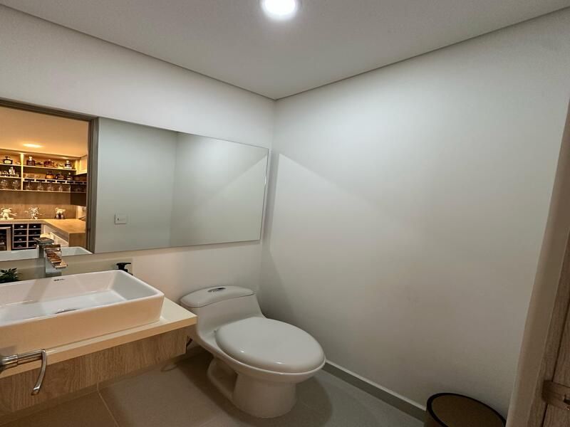Apartamento en venta ubicado en Envigado, sector Loma de los Mesa - 19