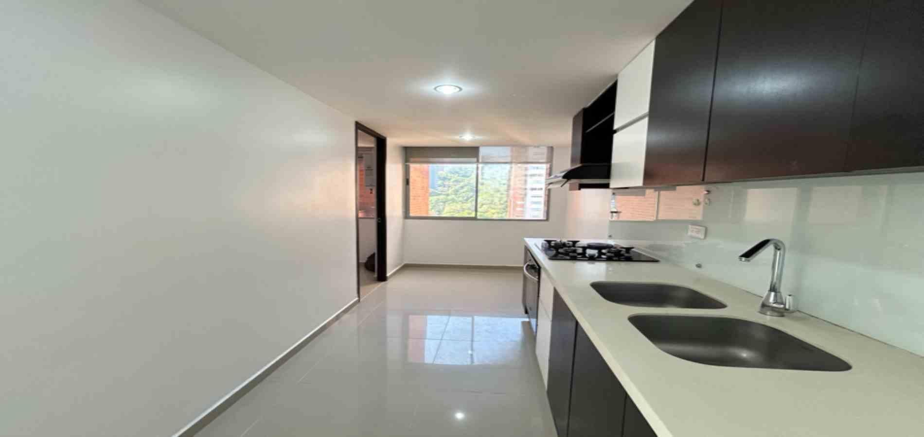 APARTAMENTO EN ARRIENDO UBICADO EN ENVIGADO SECTOR LOMA DE LAS BRUJAS - 6