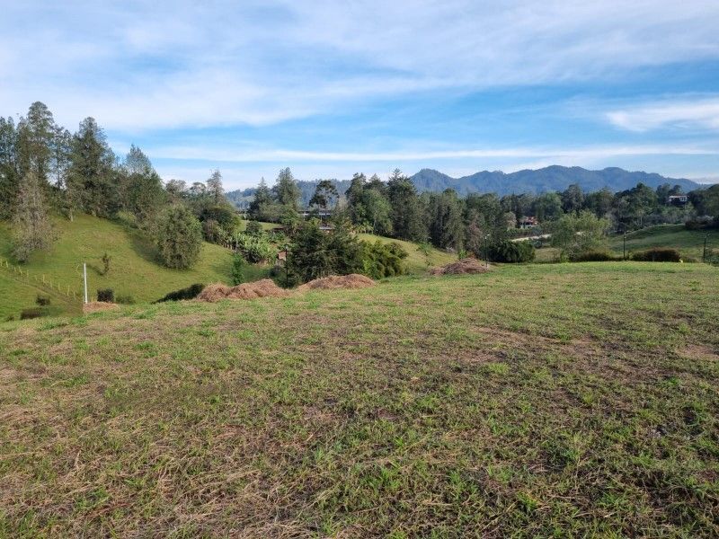 Lote en venta ubicado en El Retiro, sector Fizebad - 3