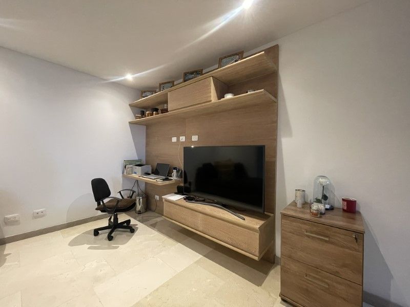 Apartamento en venta ubicado en Envigado, sector Loma de los Mesa - 9