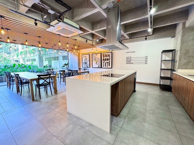 Apartaestudio en venta ubicado en Medellín, sector Ciudad del Río - 29